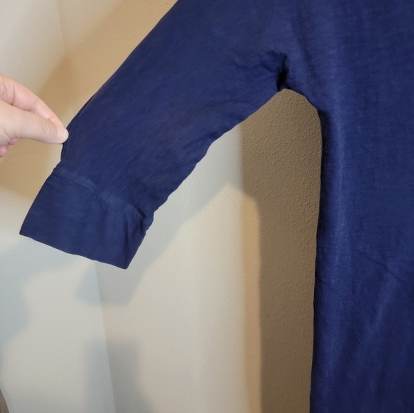 Lilly Pulitzer Navy V-neck Tshirt dress Size Medium 100% pima cotton - Picture 2 of 6